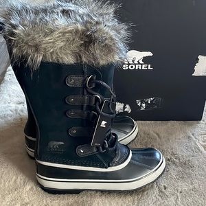 Sorel Black and White Winter Rain Boots with Faux Fur Cuff